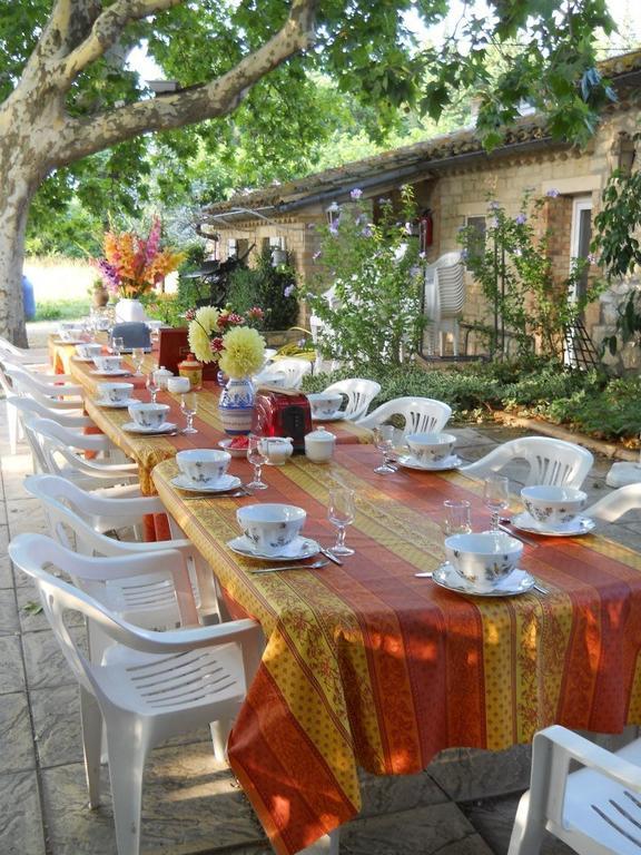 Mas Des Vertes Rives Bed and Breakfast Châteauneuf-de-Gadagne Buitenkant foto